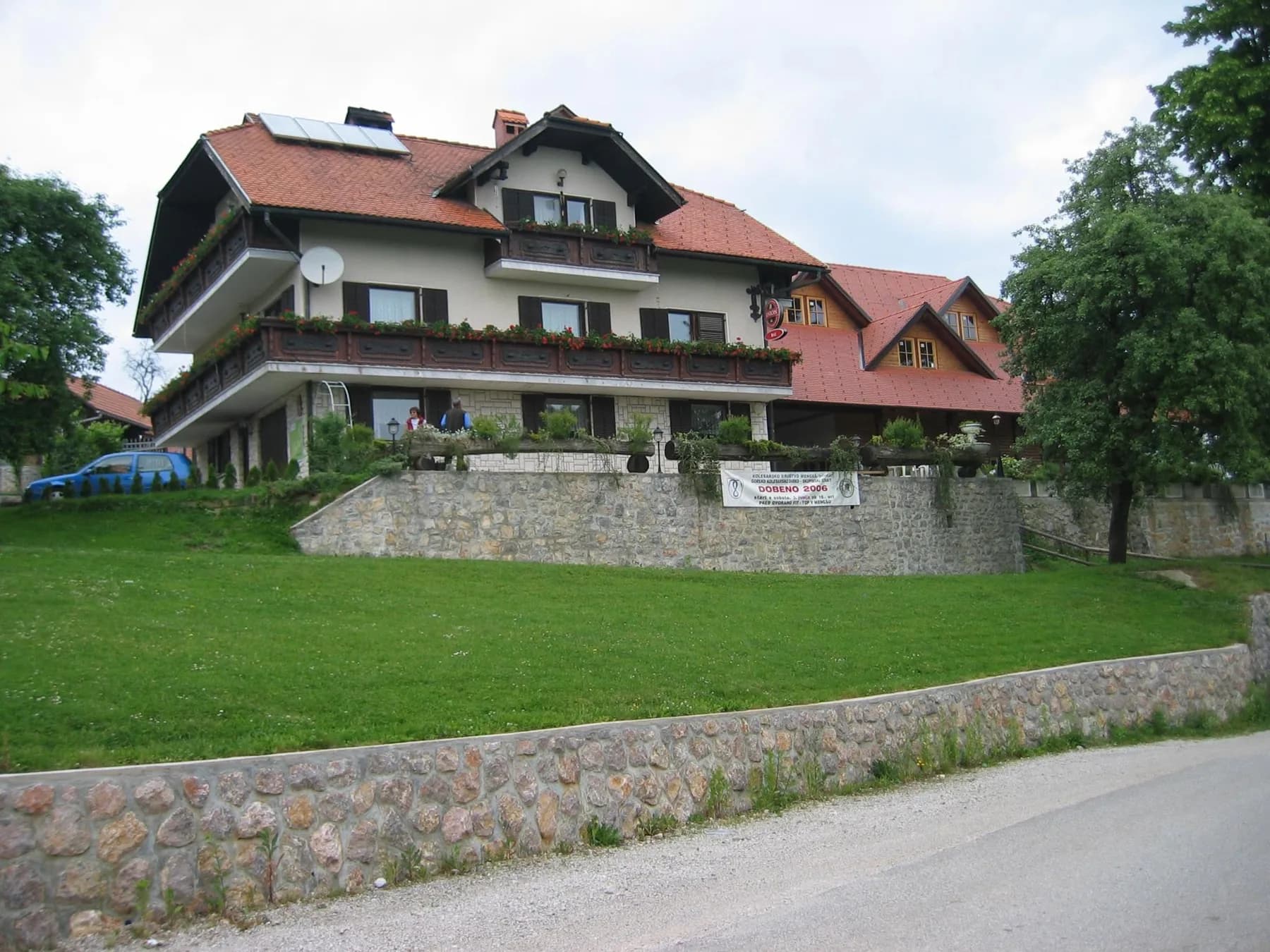 Turistična kmetija Blaž na Dobenu